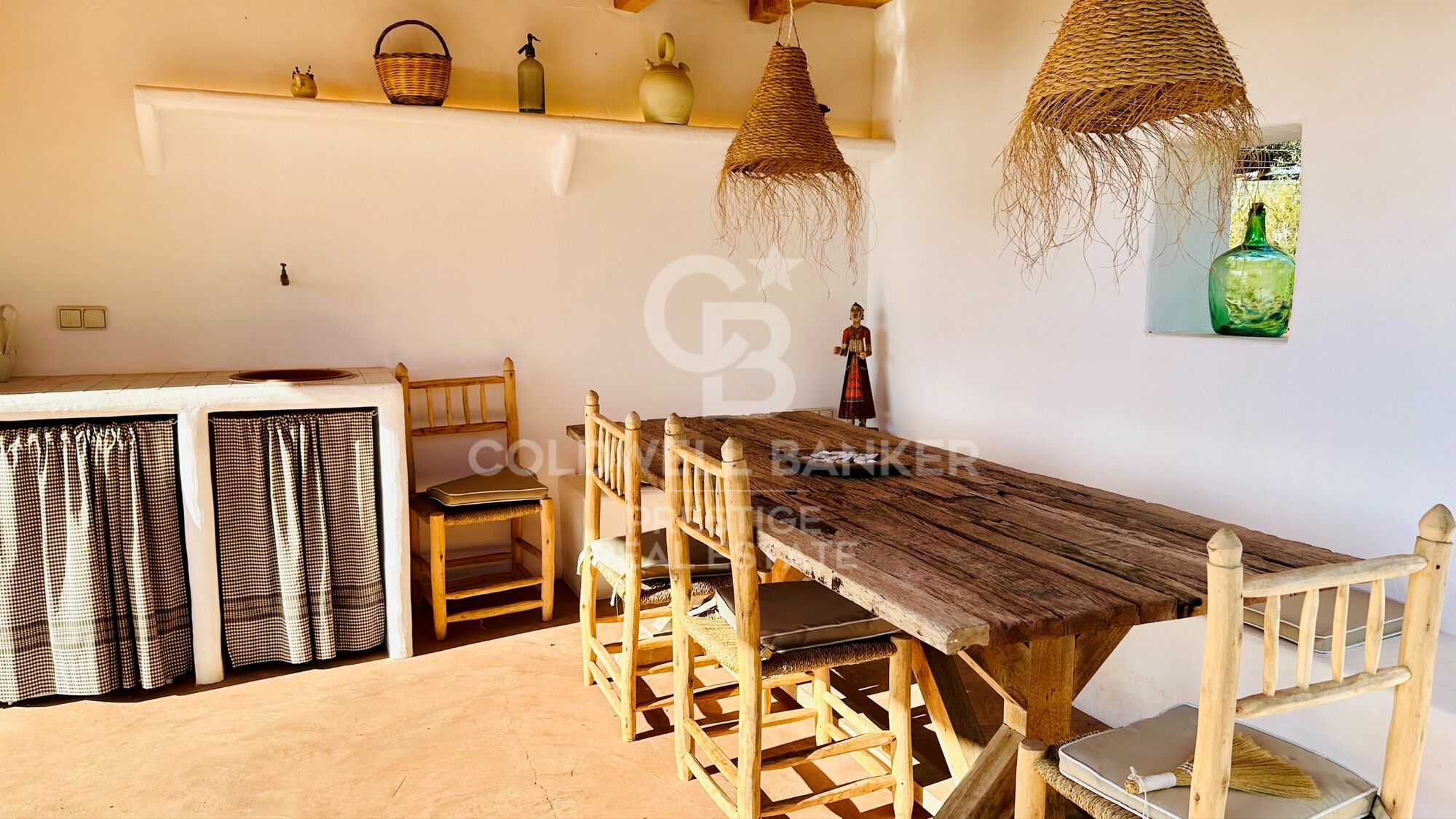 Exclusive and unique traditional estate in authentic Ibiza