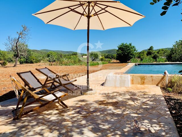 Exclusive and unique traditional estate in authentic Ibiza