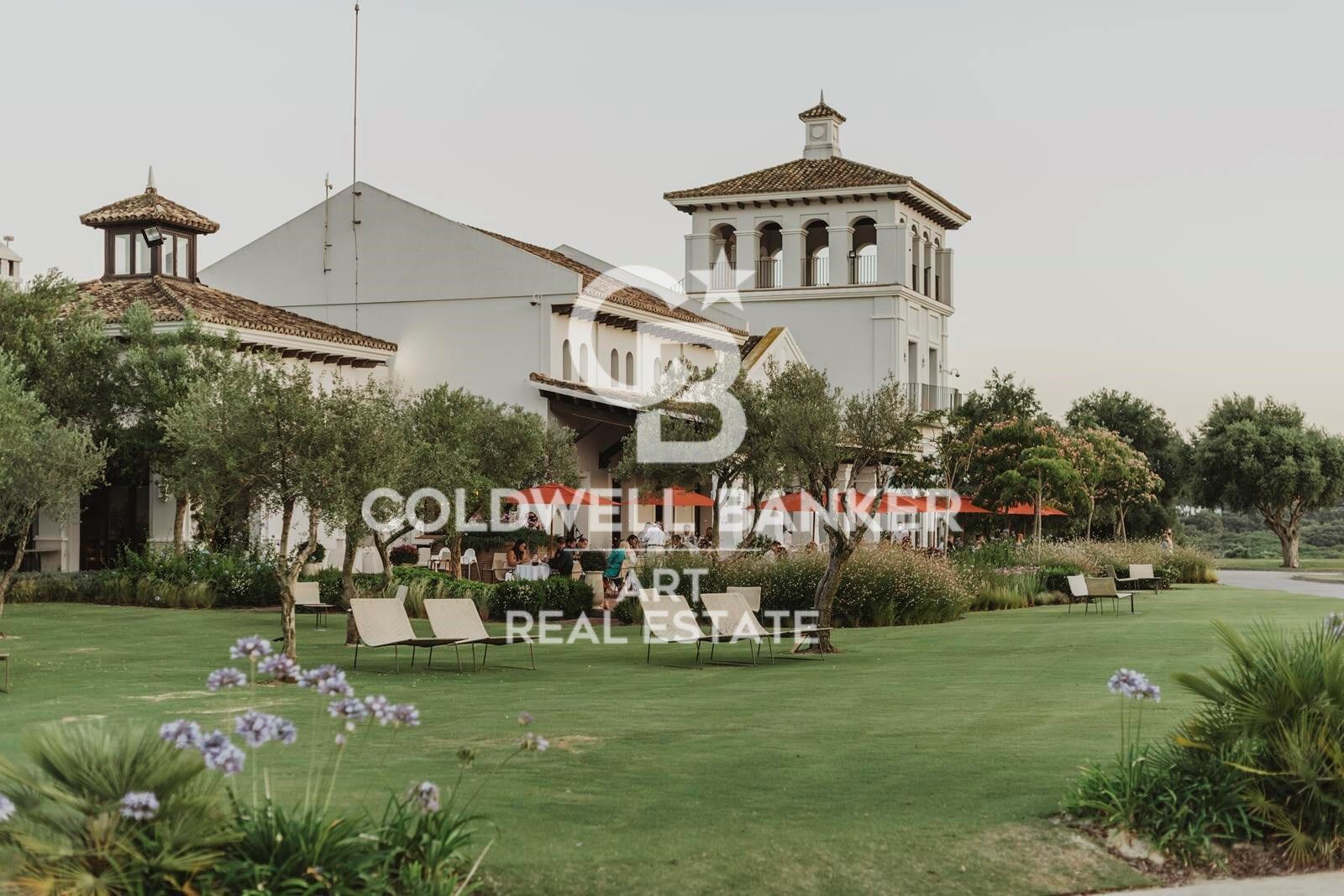 Siete parcelas únicas con impresionantes vistas a la costa de Sotogrande