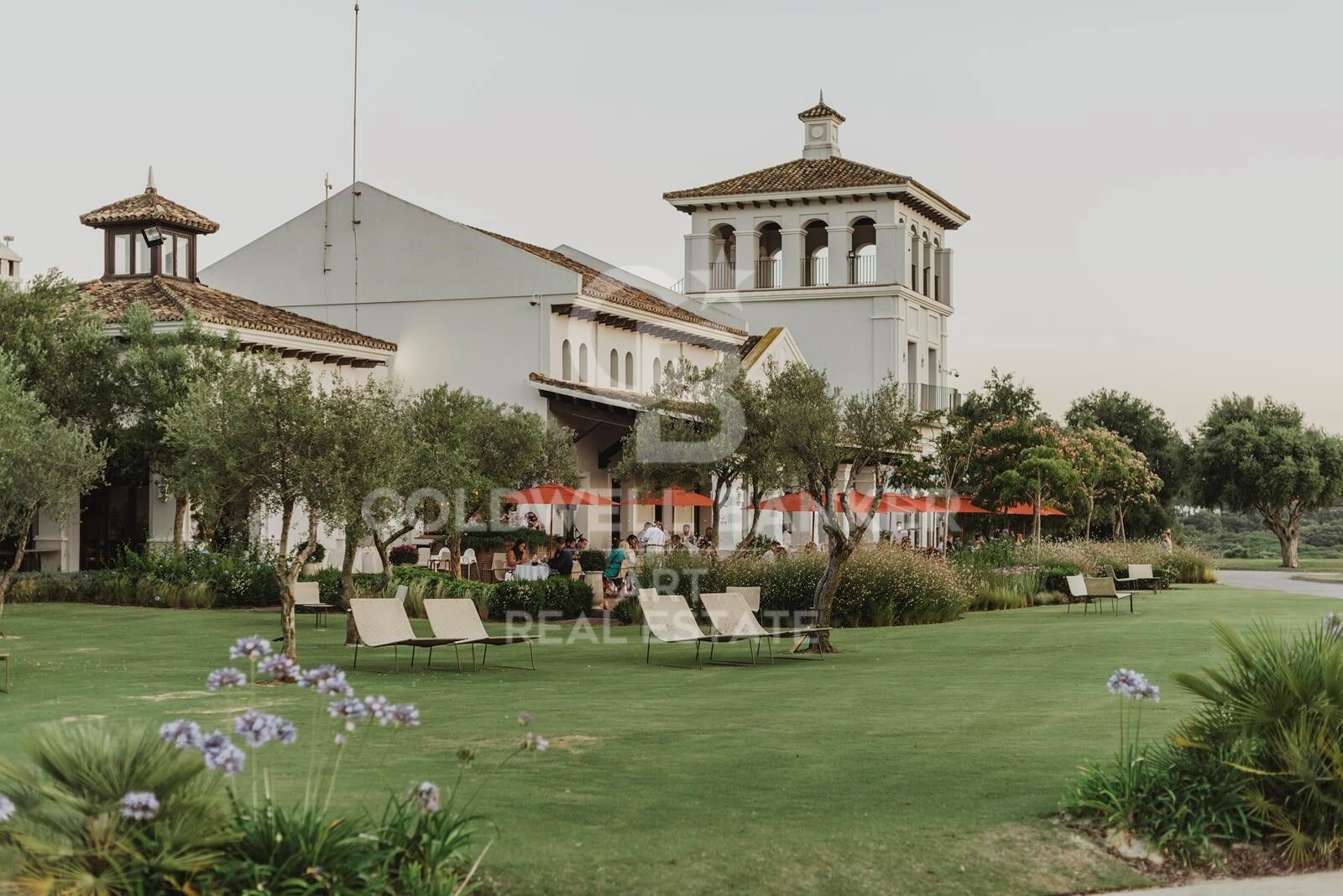 Siete parcelas únicas con impresionantes vistas a la costa de Sotogrande