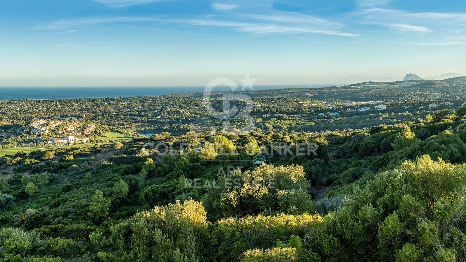 Sept parcelles uniques avec une vue imprenable sur le littoral de Sotogrande