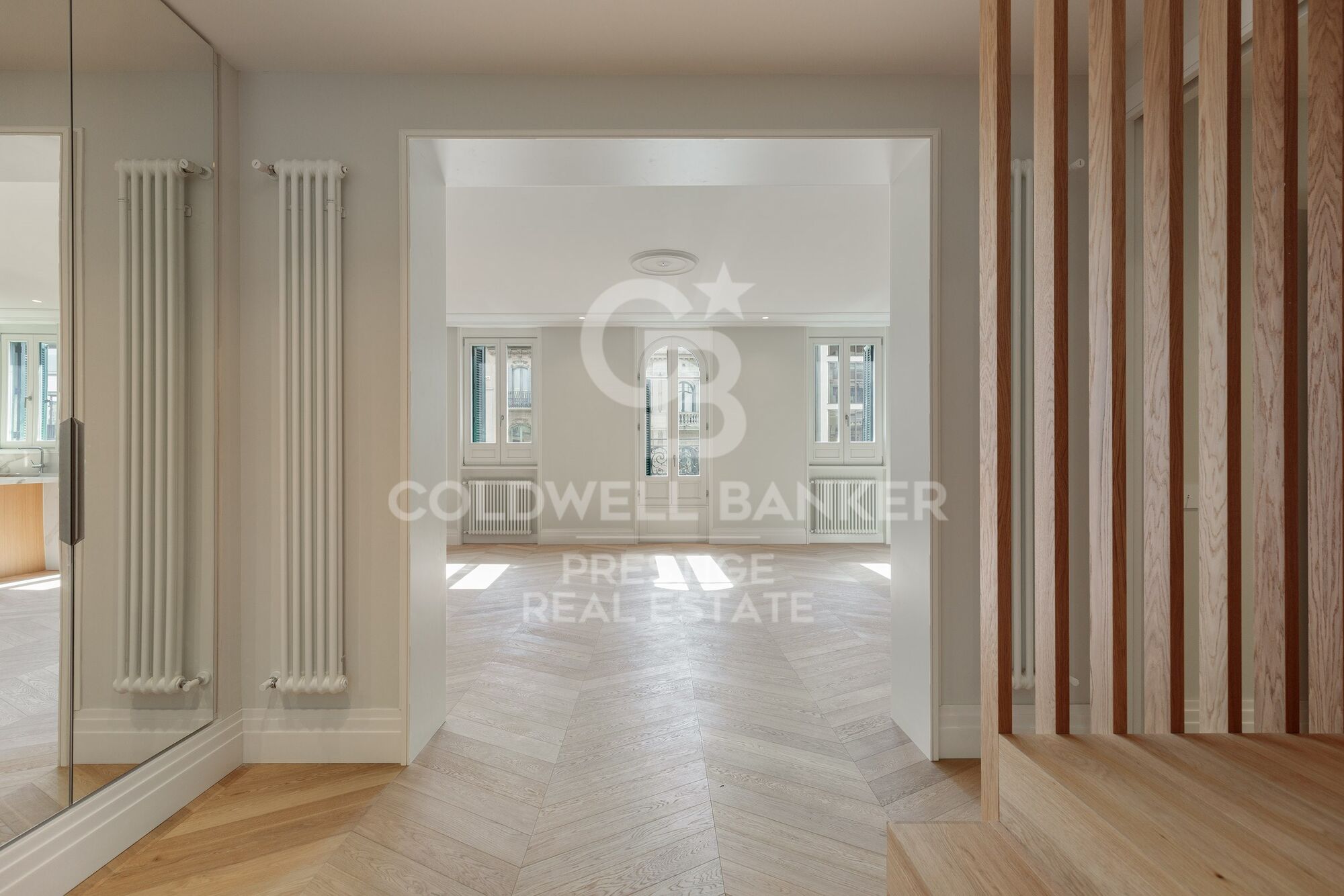 Luxury penthouse with terrace for sale in Barcelona