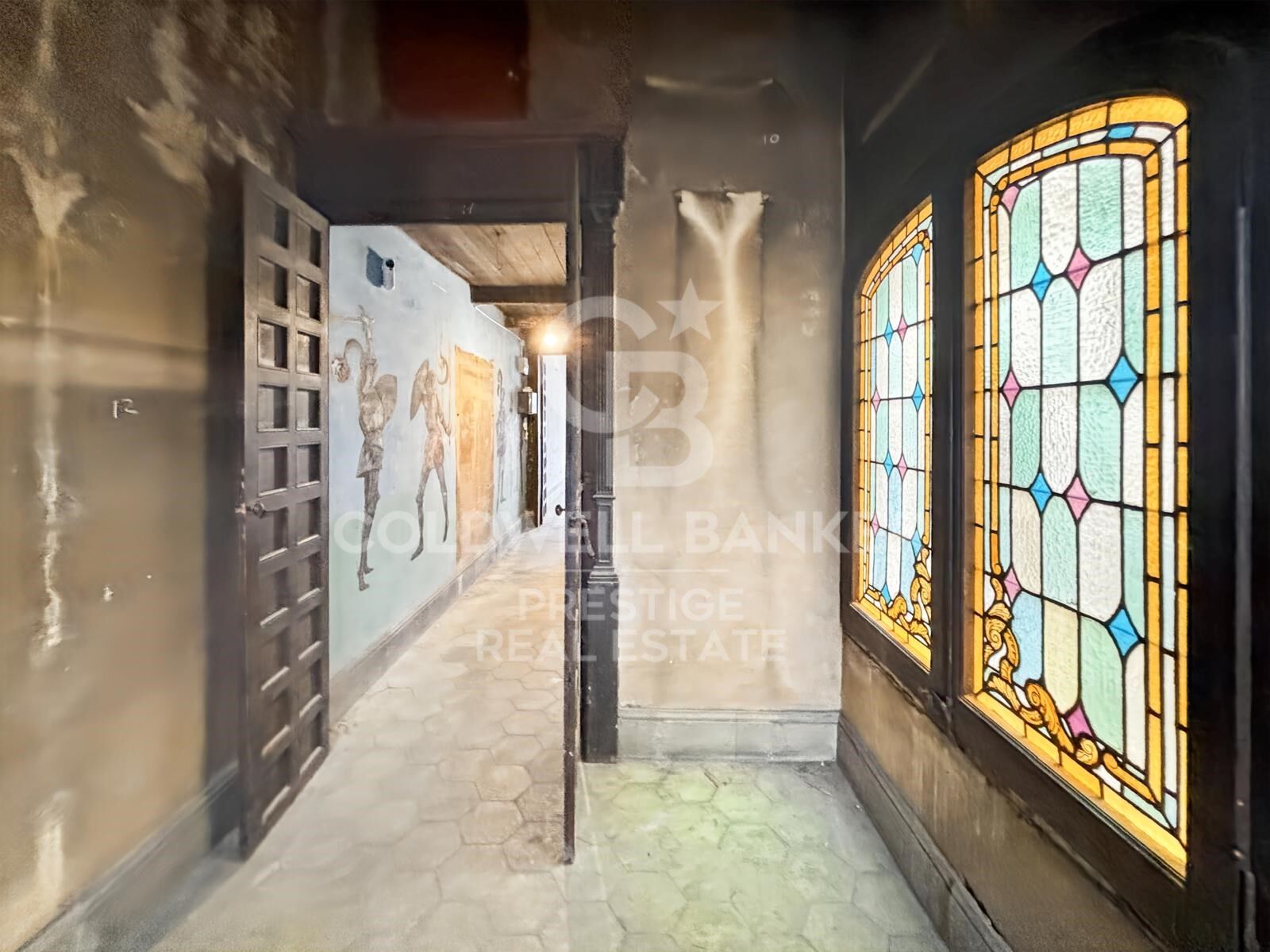 Penthouse duplex to renovate at the corner of Rambla Catalunya