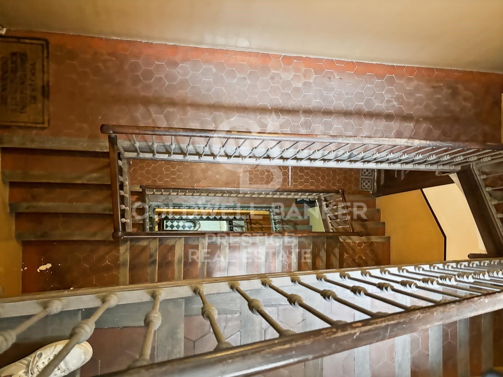 Penthouse duplex to renovate at the corner of Rambla Catalunya