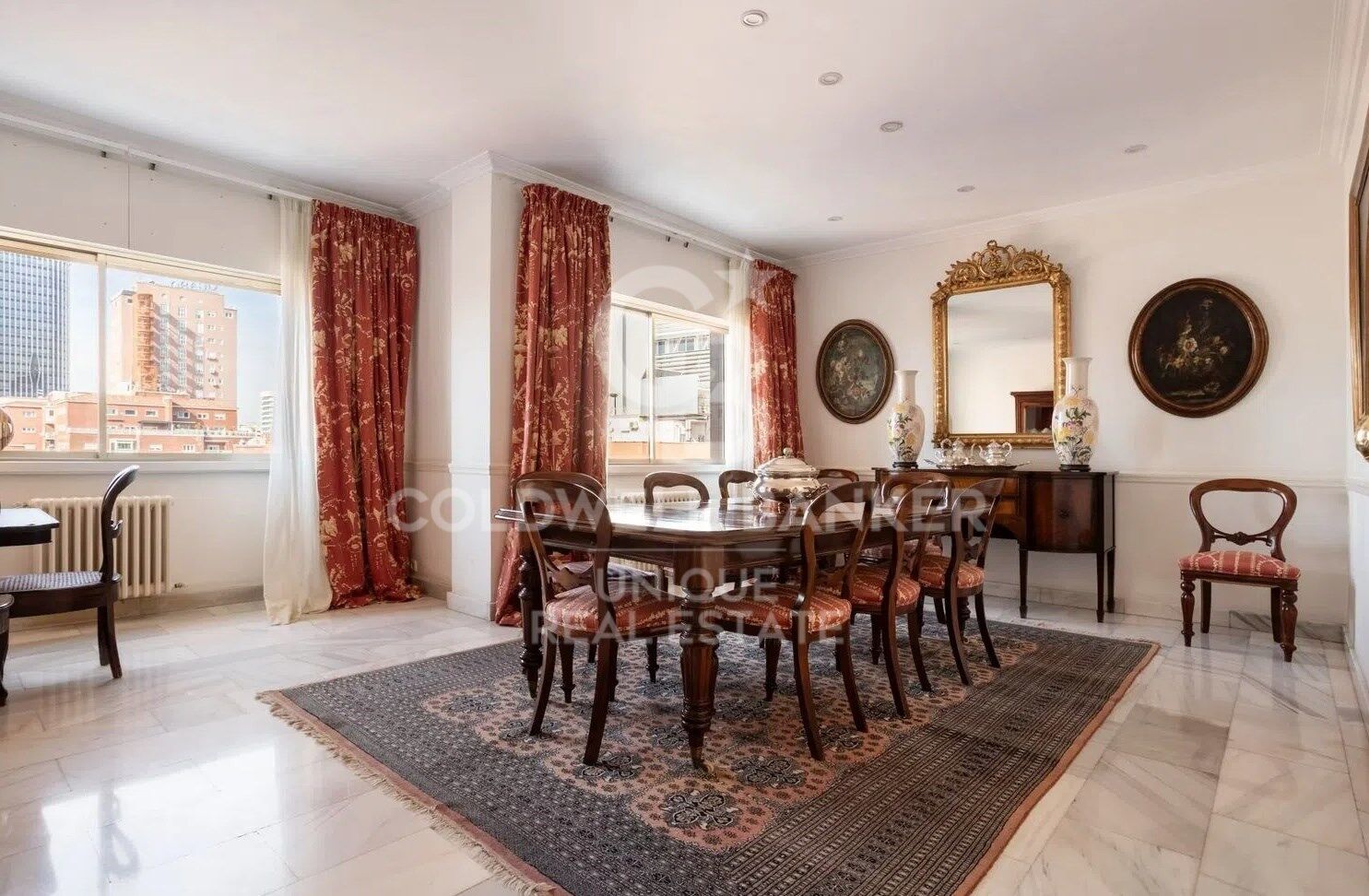 Spectacular luxury duplex in El Viso.
