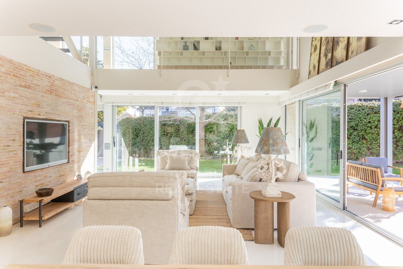 Spectacular house where space is the protagonist