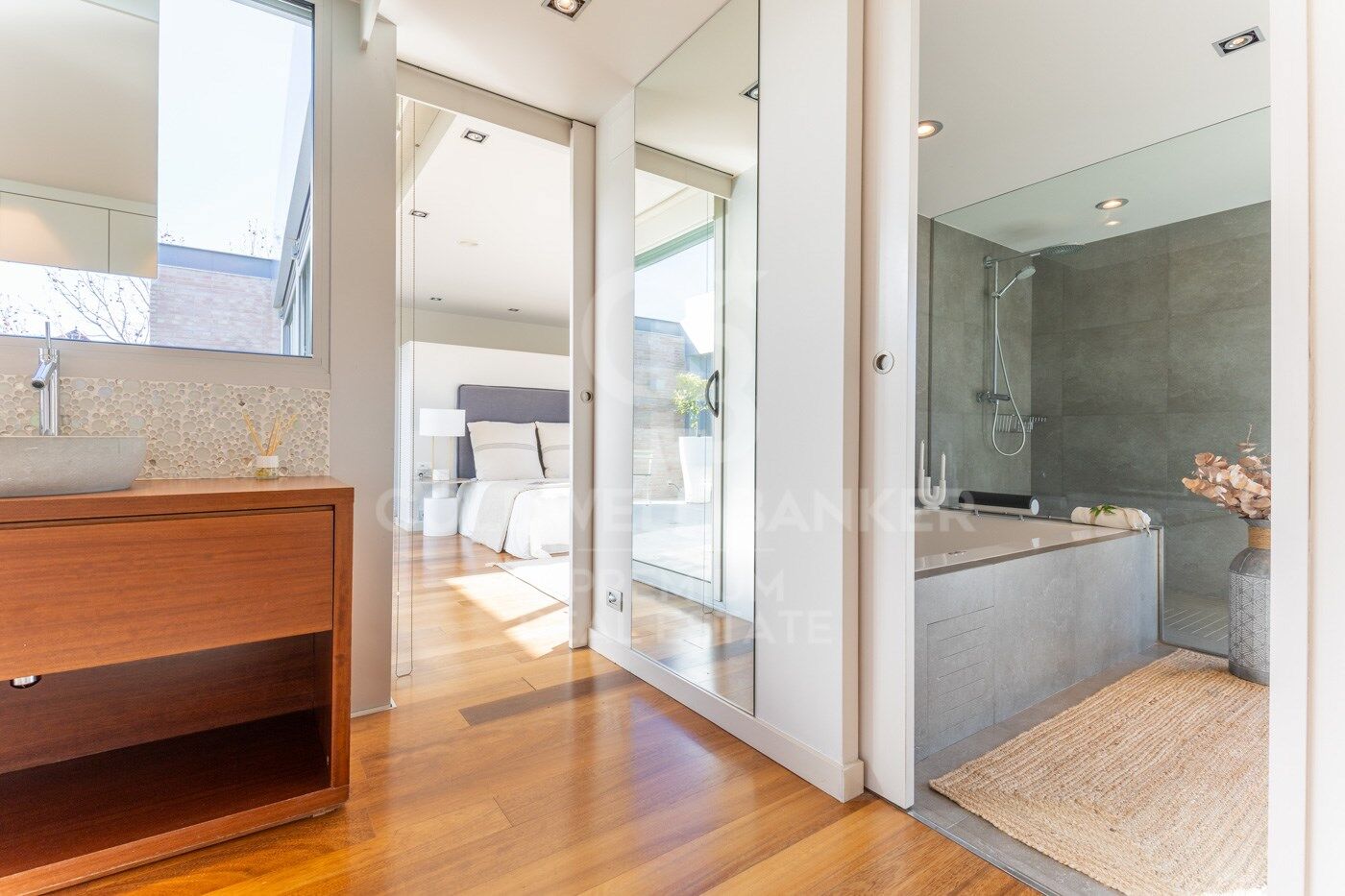 Spectacular house where space is the protagonist