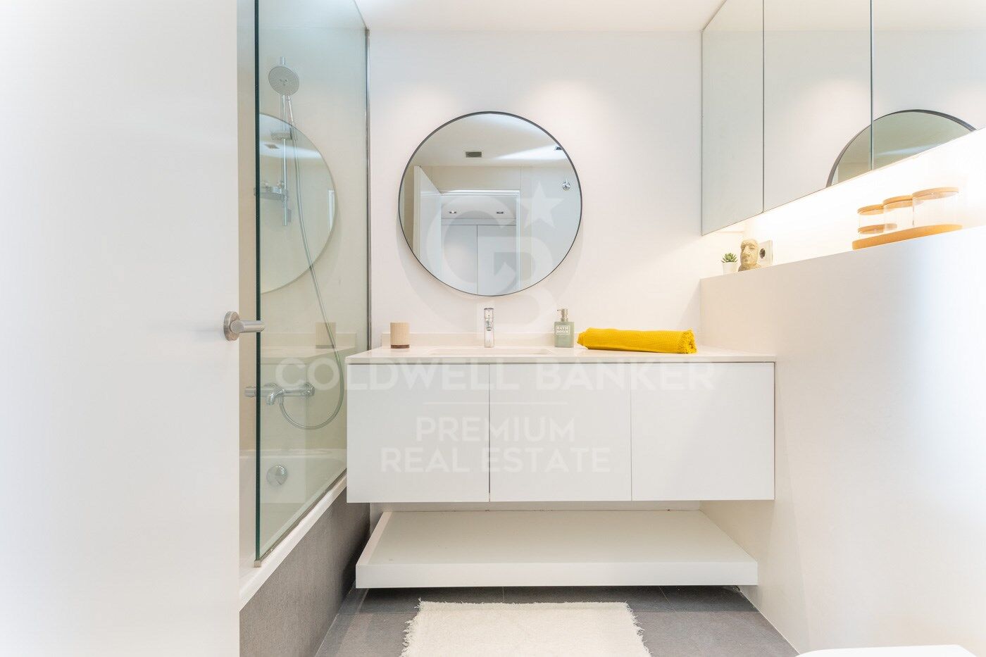 Spektäkulares haus, in dem der raum der protagonist ist