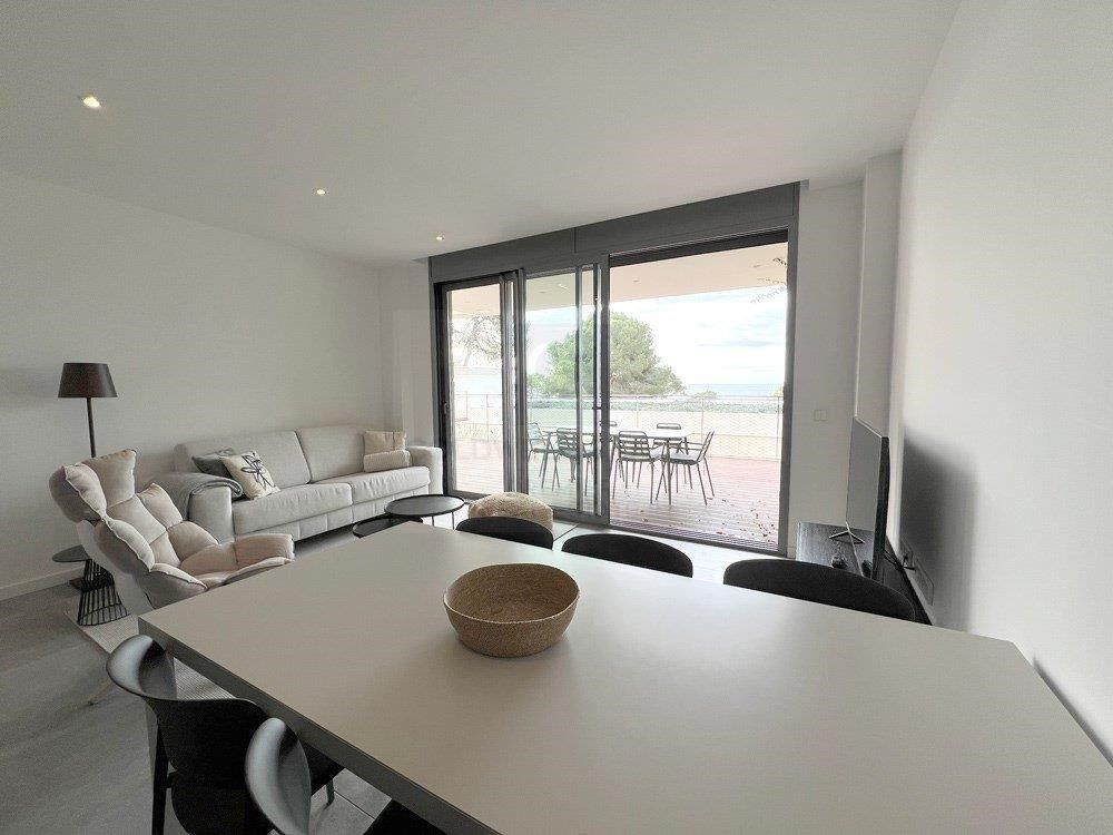 Apartment with sea views at the RESORT INFINITM in Salou