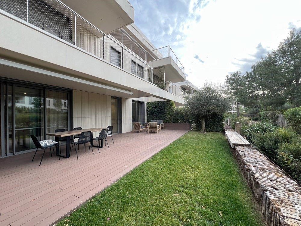 Apartments with a garden in the exclusive INFINITUM RESORT of Salou
