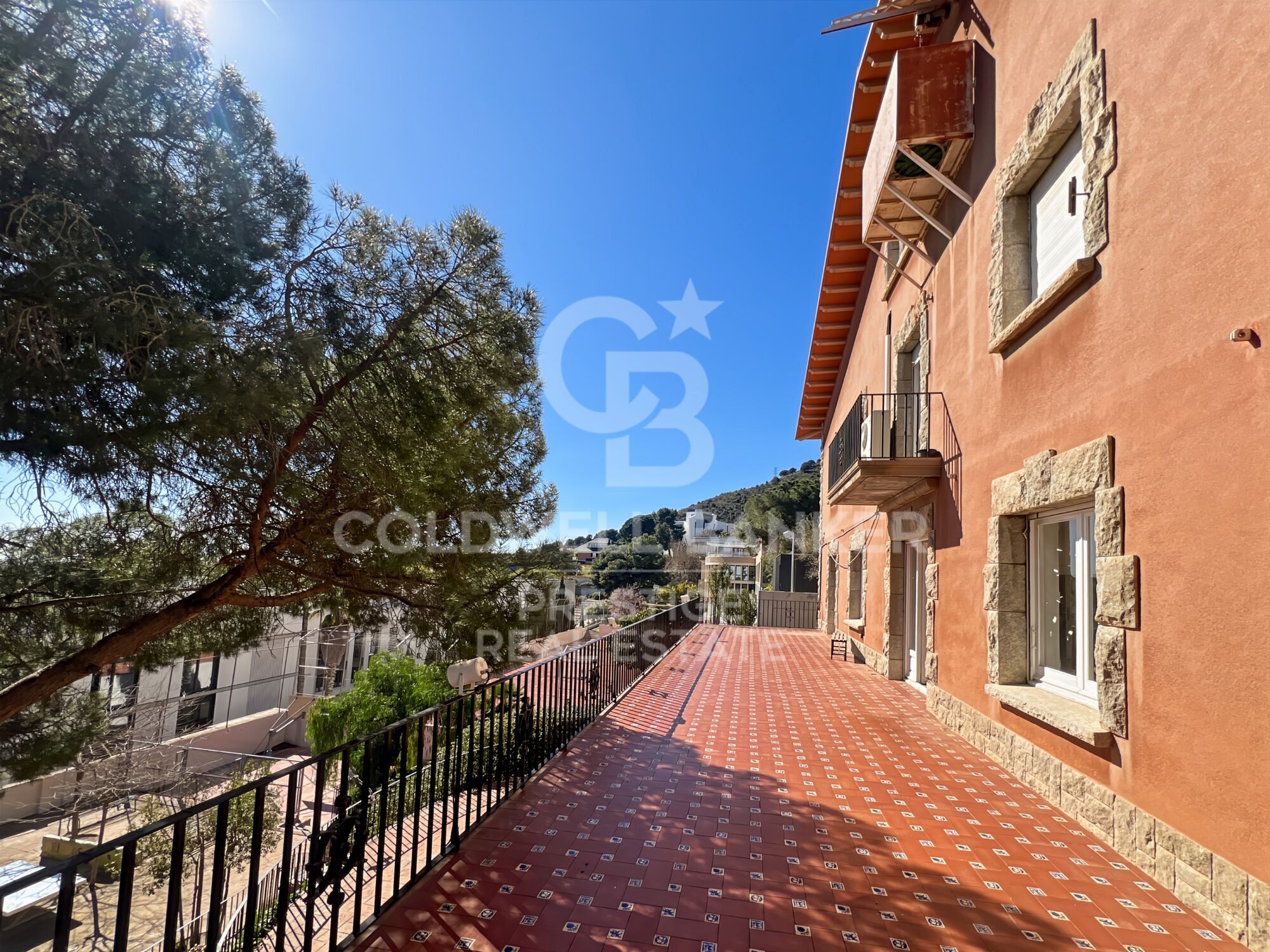 Casa en venta o alquiler en Pedralbes, ideal para consulado o escuela internacional