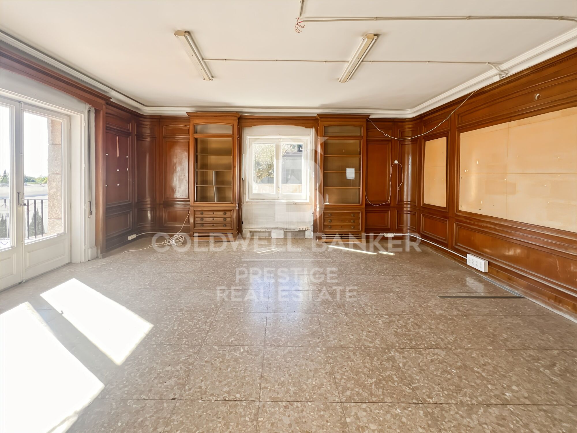 Representative office to sell or rent