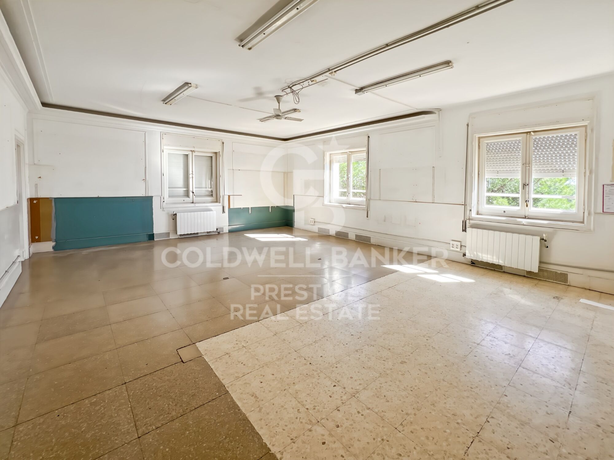 Representative office to sell or rent