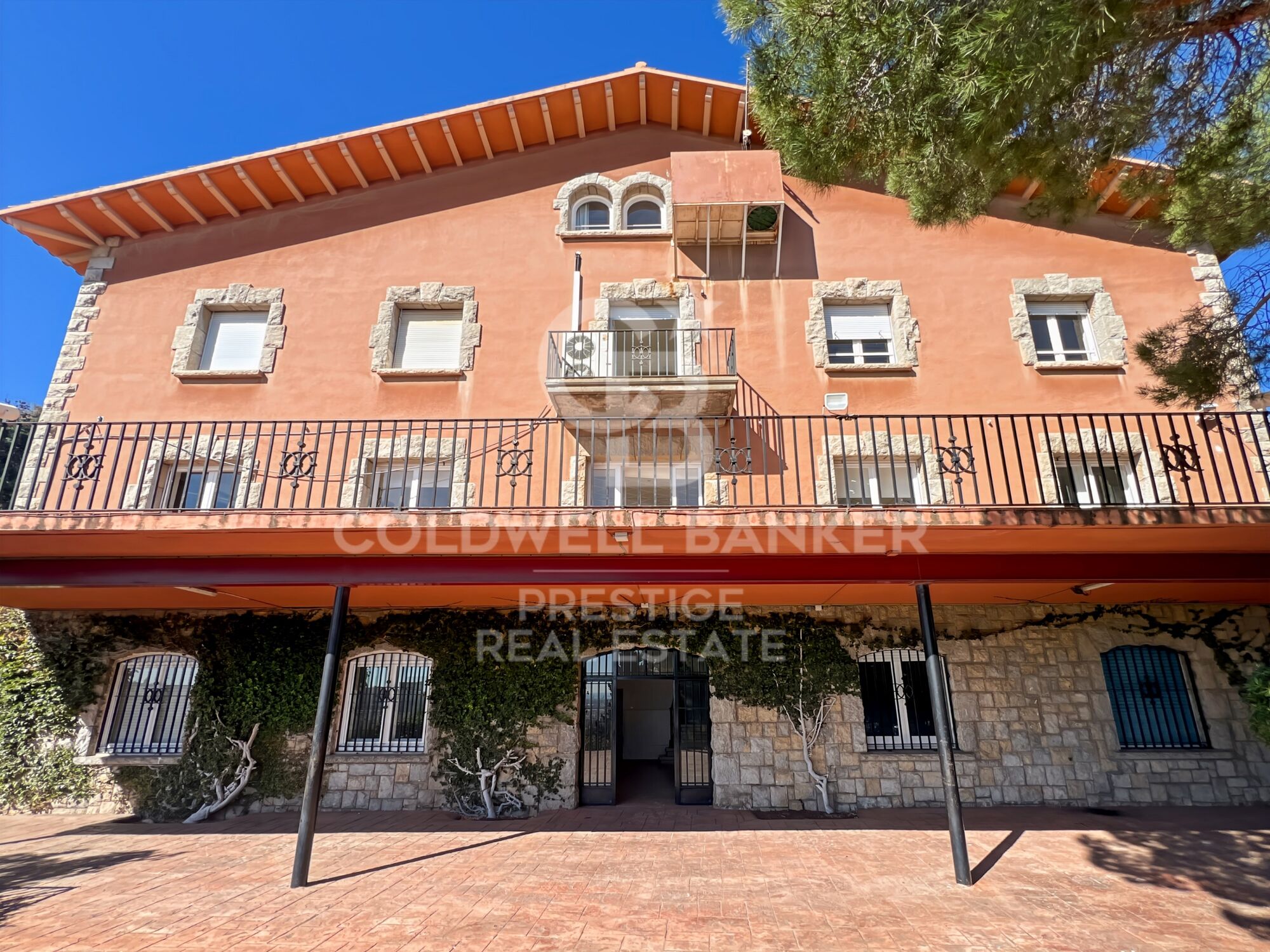 Representative office to sell or rent