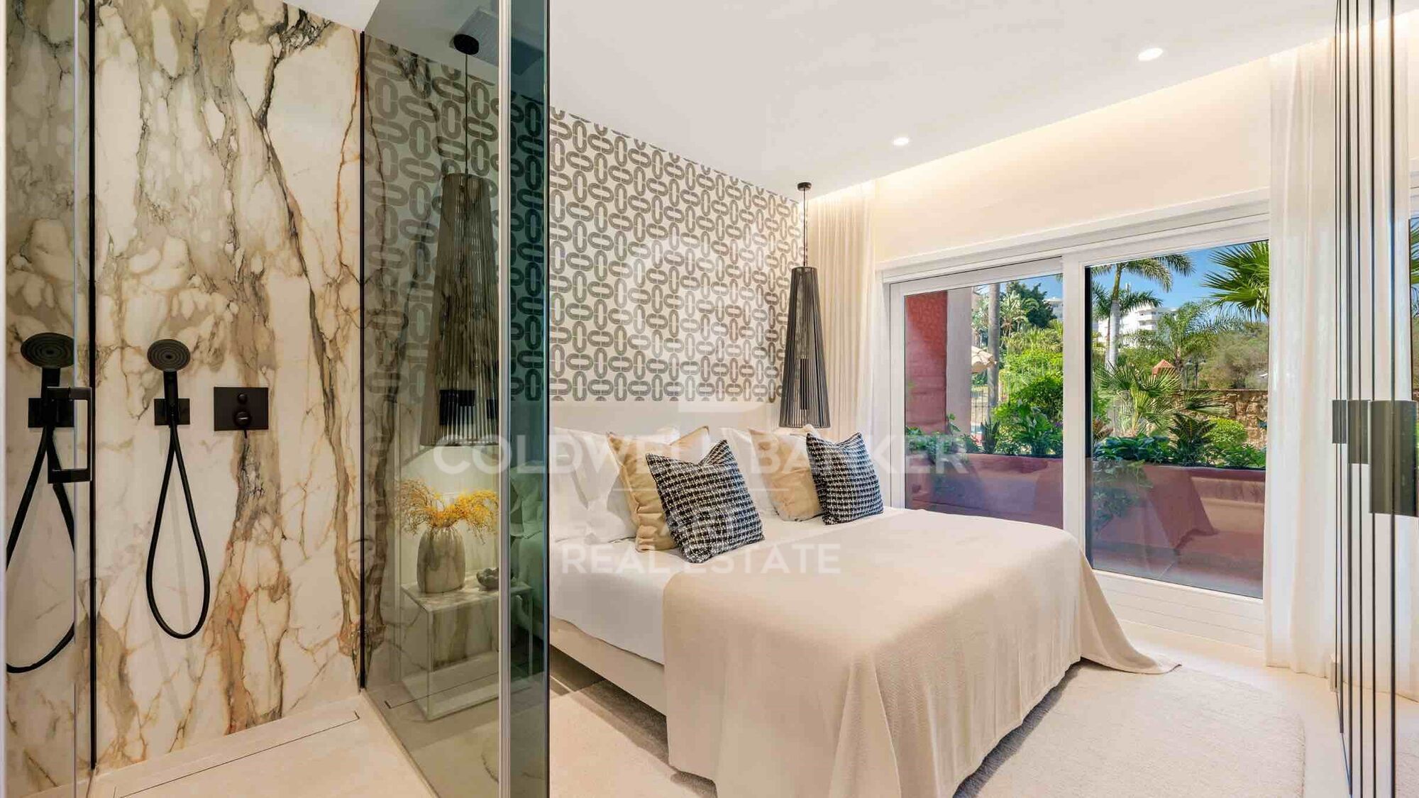 Appartement exclusif au rez-de-chaussée, situé dans le prestigieux quartier du New Golden Mile