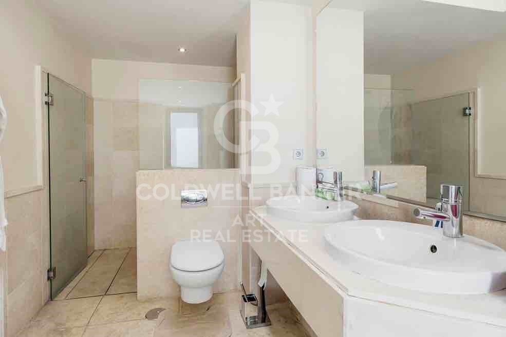 Stunning Duplex Penthouse in Los Flamingos Golf Resort