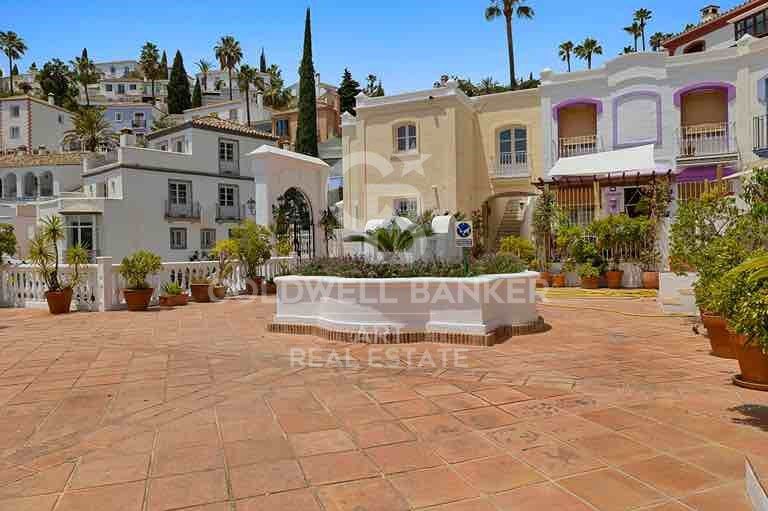Charming Townhouse in La Perla de la Heredia, Benahavís