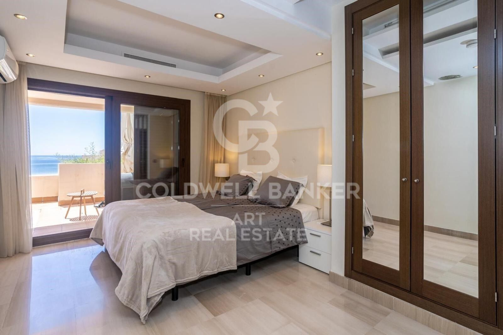 Exclusivo ático dúplex en Bahia de la Plata, Estepona