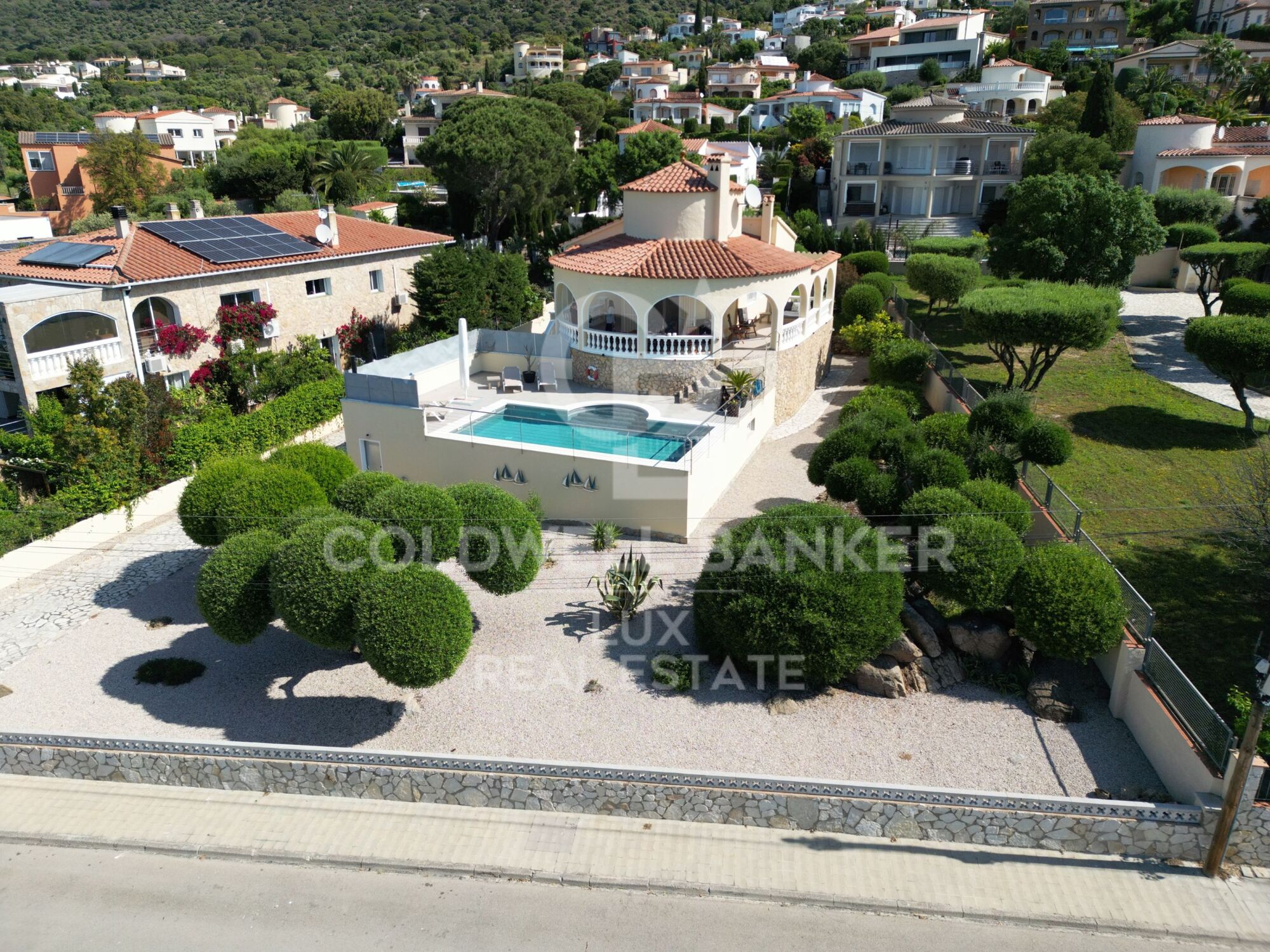 House in Palau Saverdera with a tourist license and pool