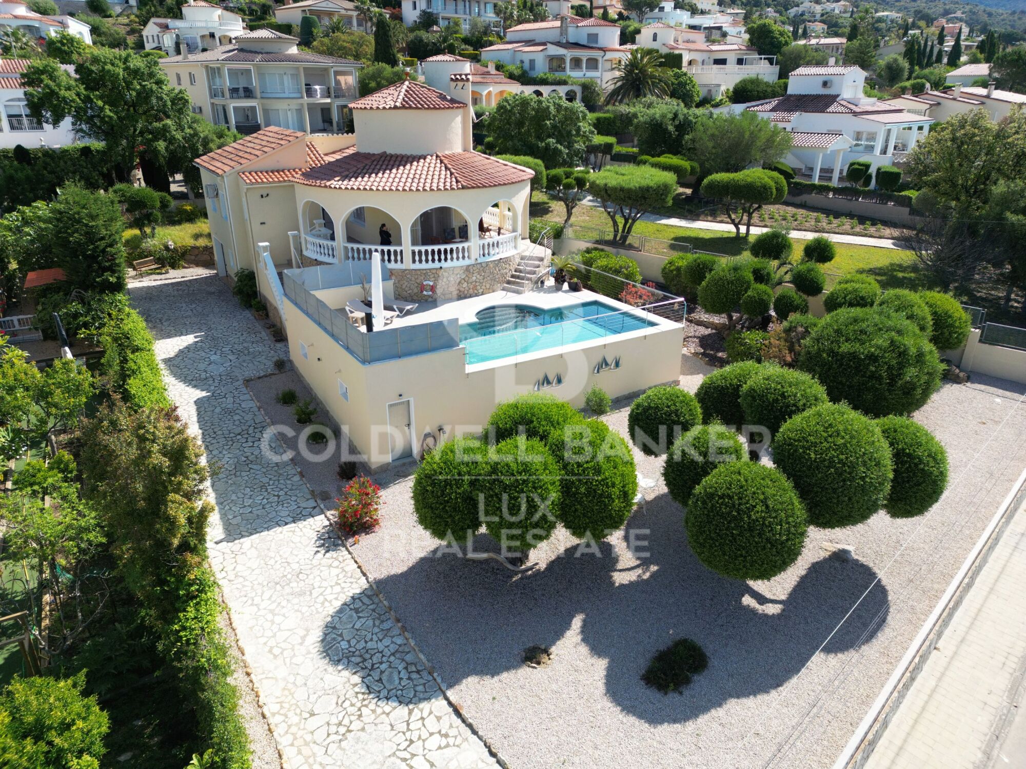House in Palau Saverdera with a tourist license and pool
