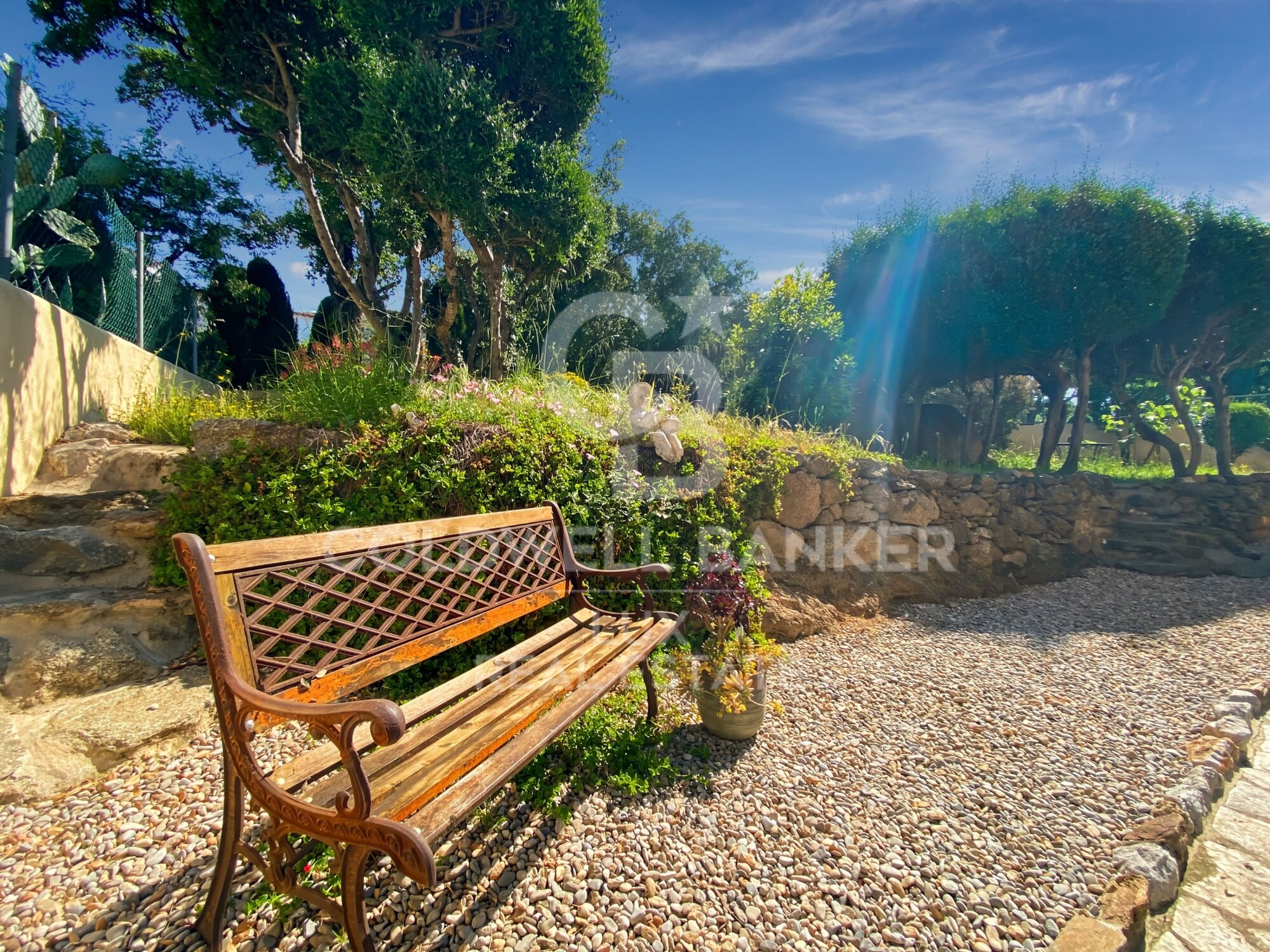 Maison à Palau Saverdera avec licence touristique et piscine