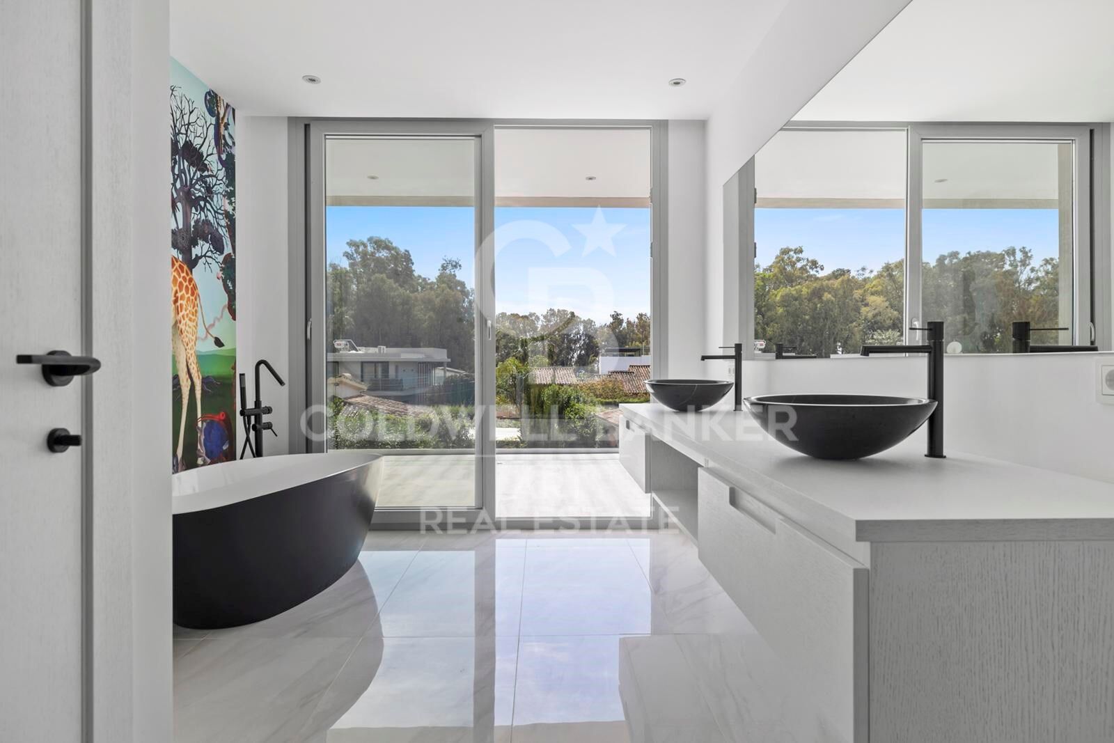 Stunning Newly Built Villa on the Beachside of San Pedro de Alcántara