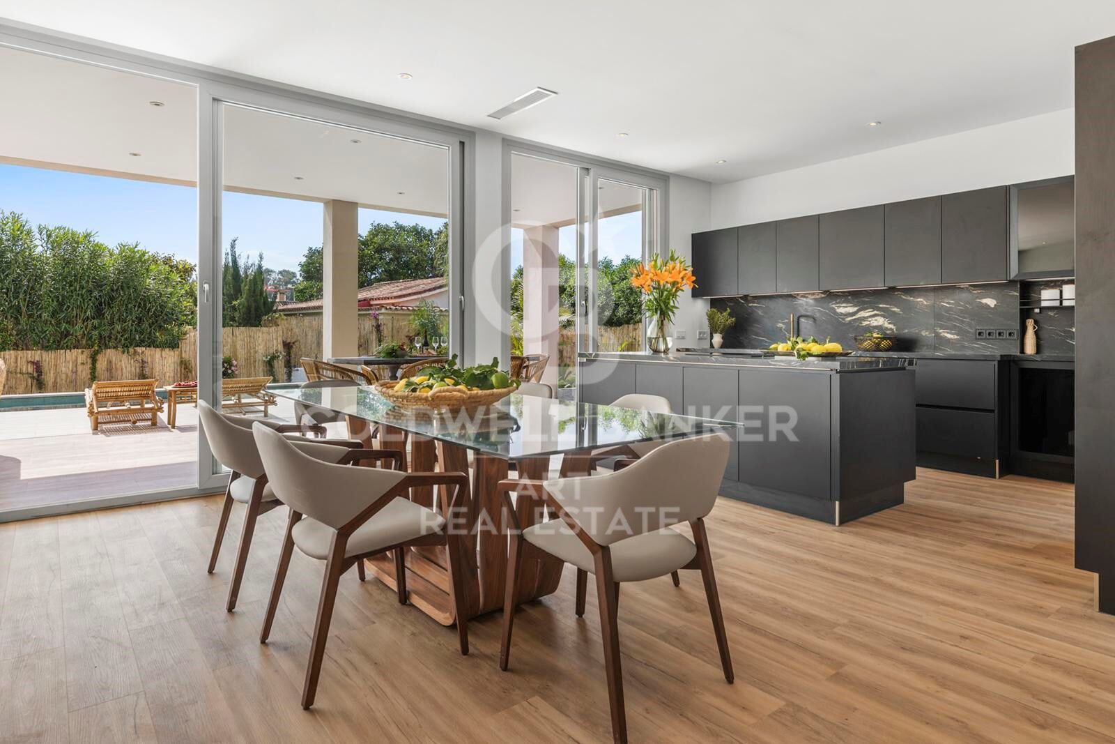 Stunning Newly Built Villa on the Beachside of San Pedro de Alcántara