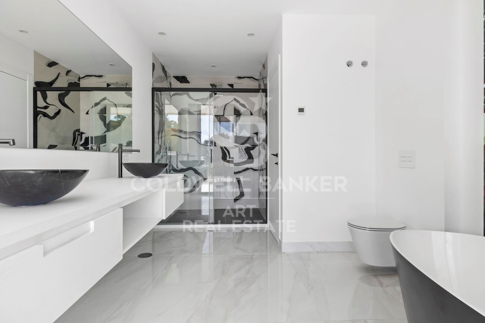 Stunning Newly Built Villa on the Beachside of San Pedro de Alcántara