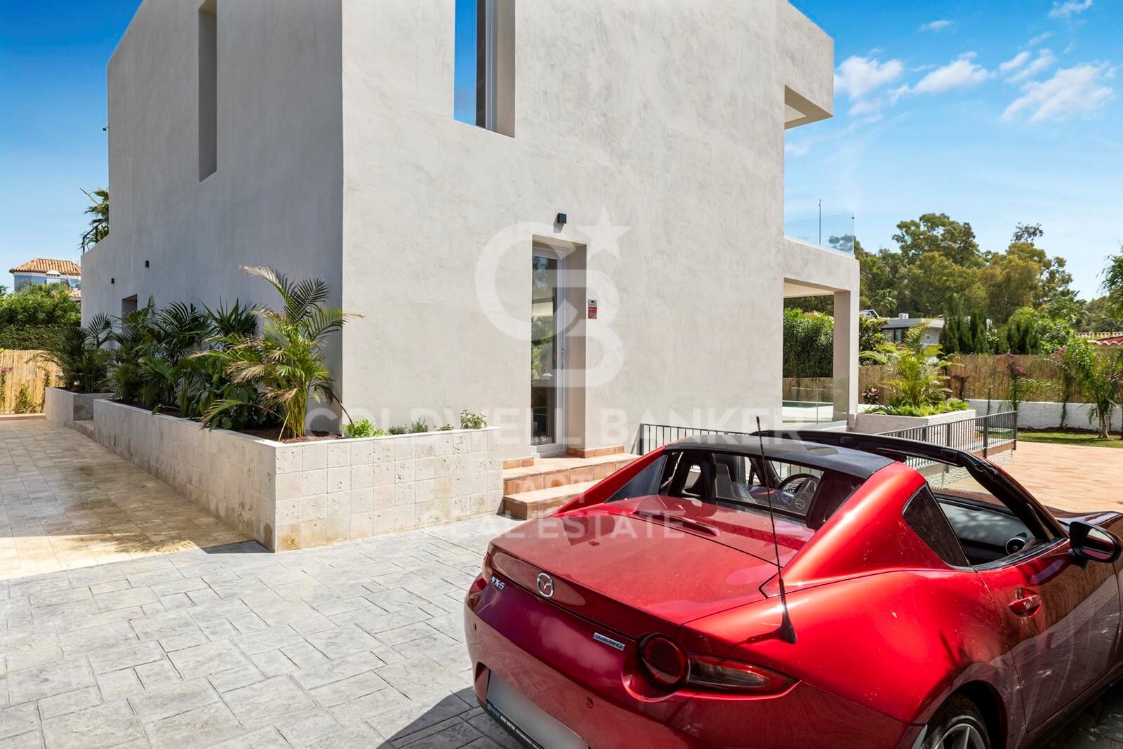 Impresionante villa nueva, lado playa, San Pedro de Alcántara