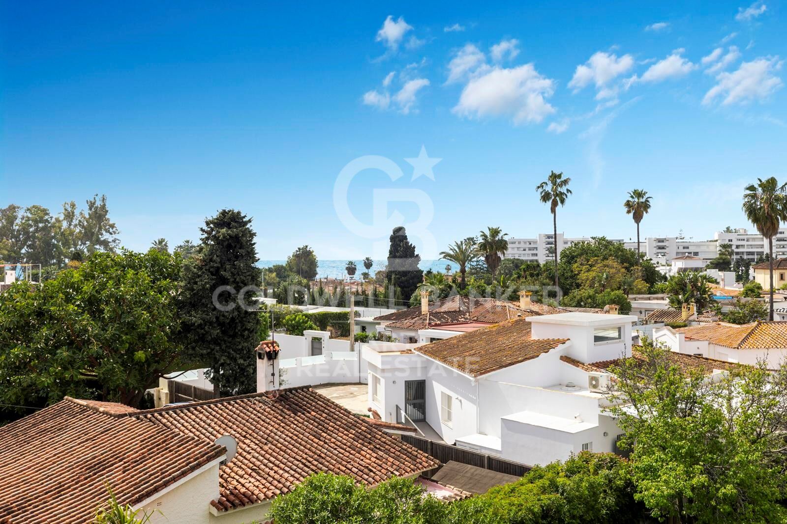 Magnifique Villa Récemment Construite en Bord de Plage à San Pedro de Alcántara