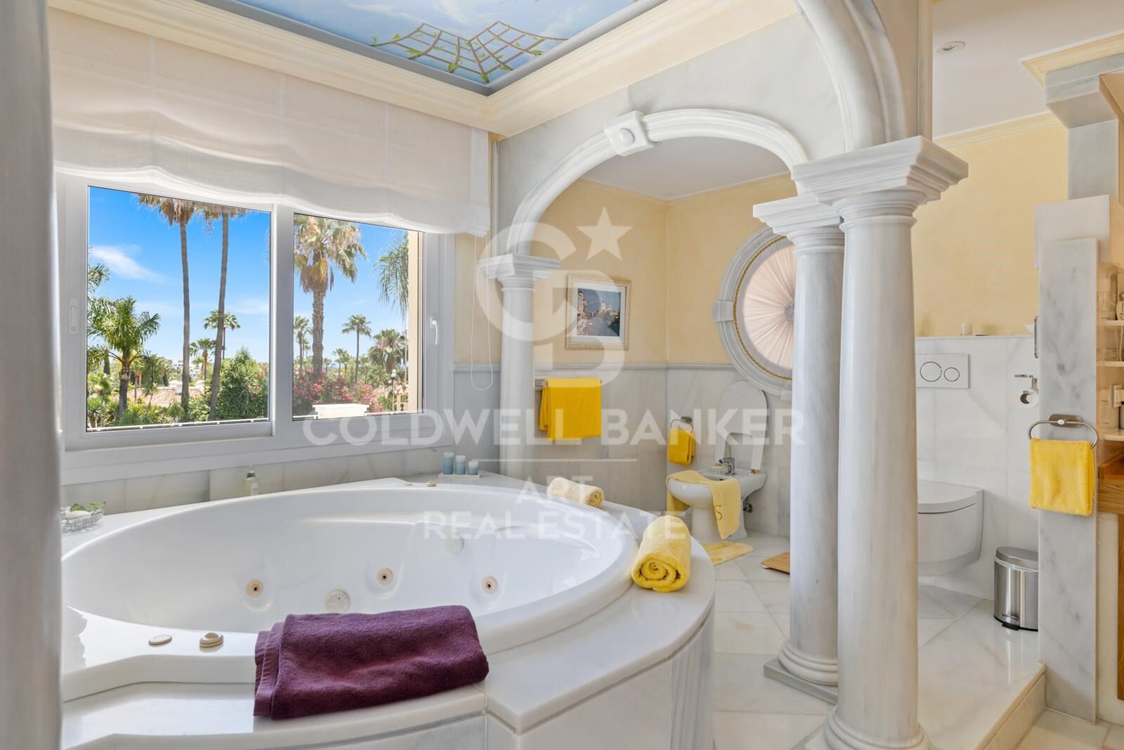 Exquisita fusión de elegancia contemporánea y encanto andaluz, La Cerquilla