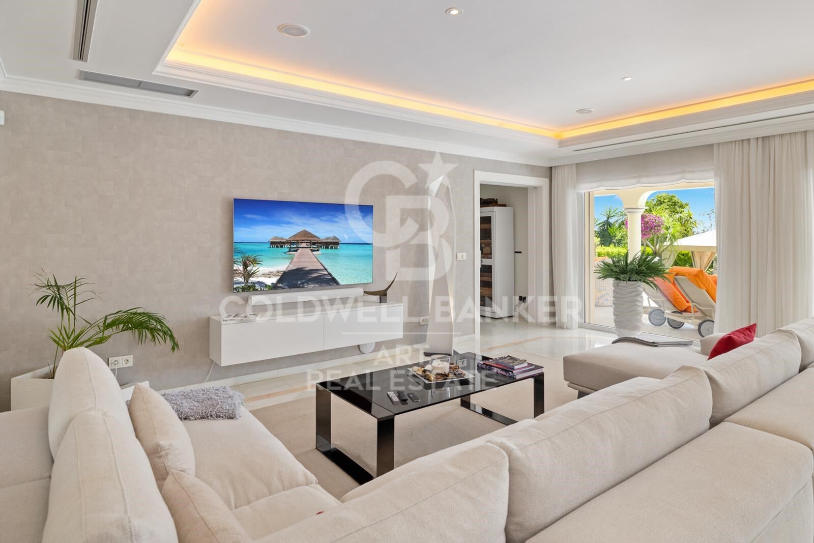 Exquisita fusión de elegancia contemporánea y encanto andaluz, La Cerquilla