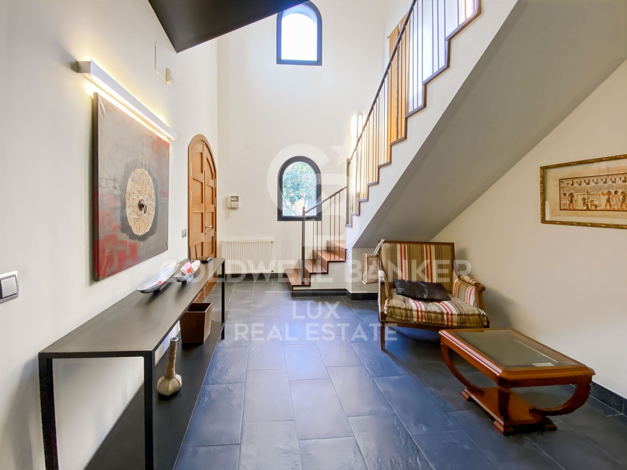 Modern house with a pool in the Golf of Peralada