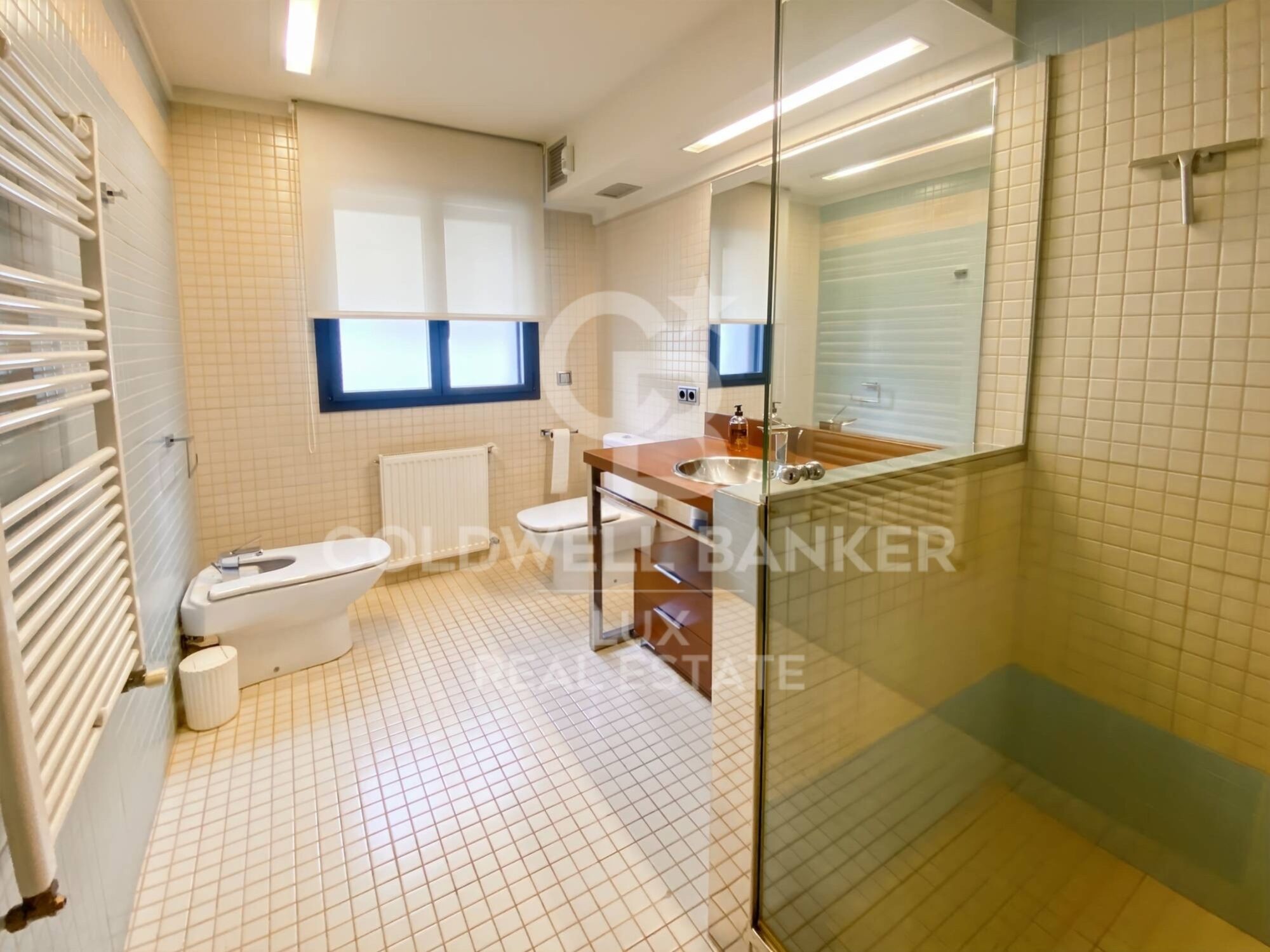 Modern house with a pool in the Golf of Peralada