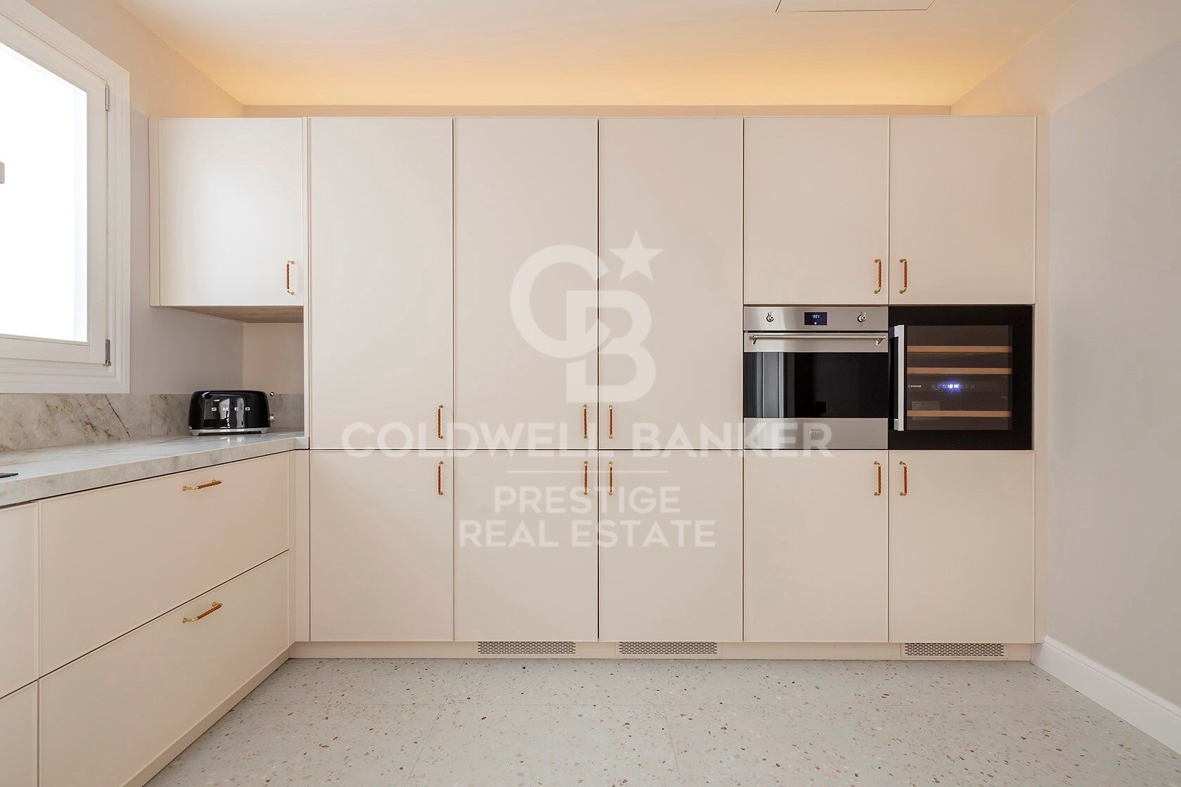 Appartement rénové et meublé à neuf avec vue dégagée Sarrià - Sant Gervasi