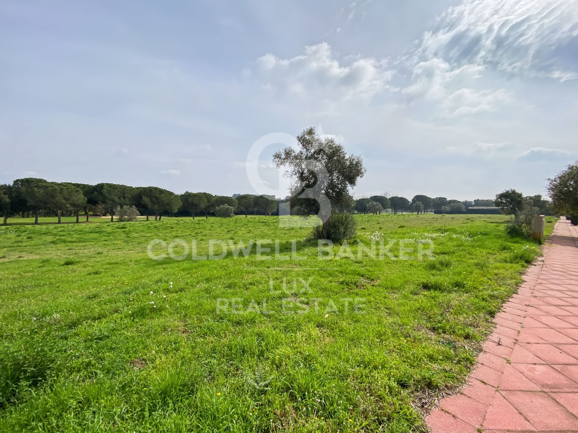 Grundstück von 2.498 m² am Golf de Peralada