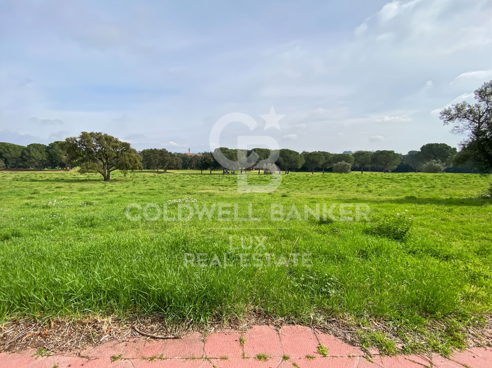 Parcela de 2.498 m² en el Golf de Peralada