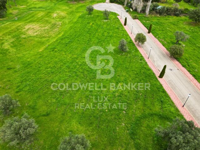 Plot of land of more than 3,000 m2 in Peralada