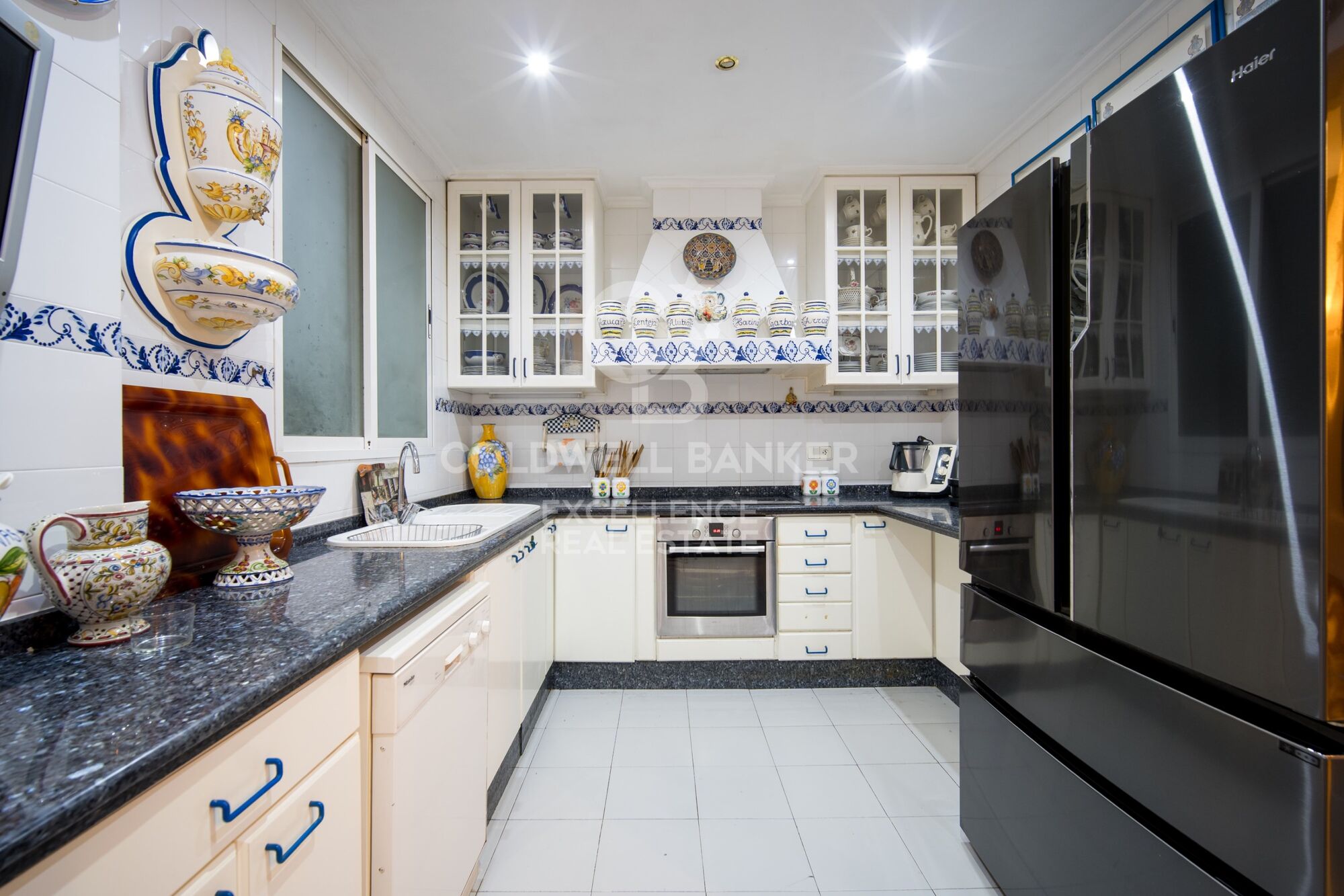 Appartement majestueux de 210 m2 avec 4 chambres dans le quartier le plus exclusif de Valence