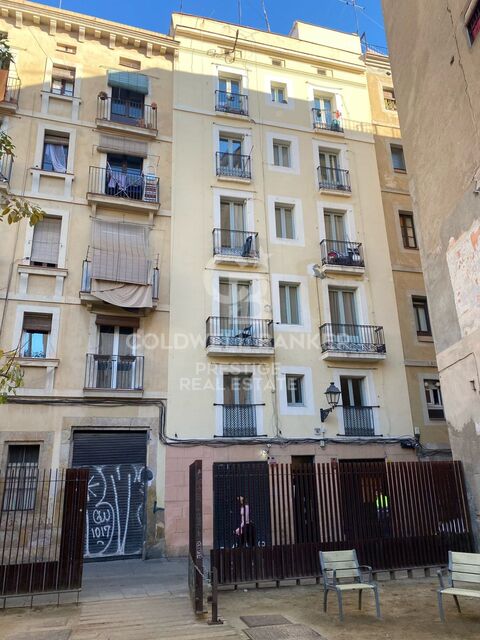 Renovated building with high profitability