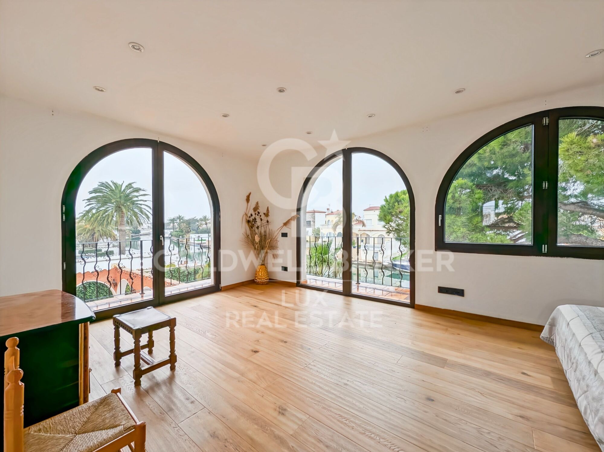 Villa avec amarre de 30 m sur le grand canal, Empuriabrava