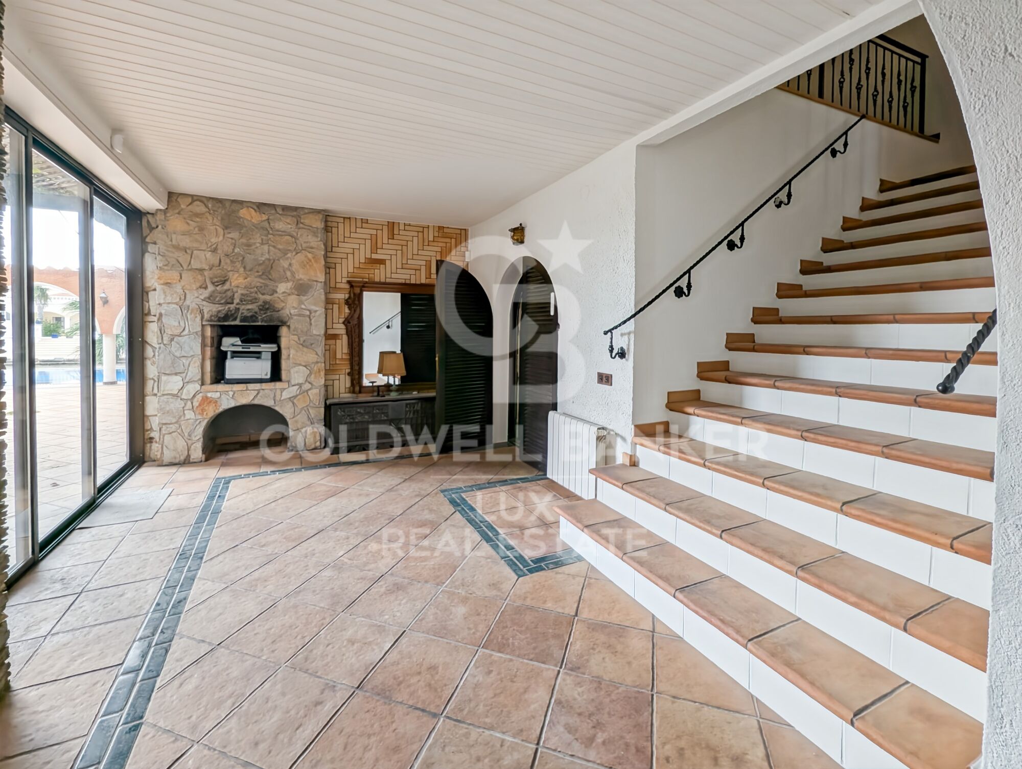 Villa mit 30 m Liegeplatz im breiten Kanal, Empuriabrava
