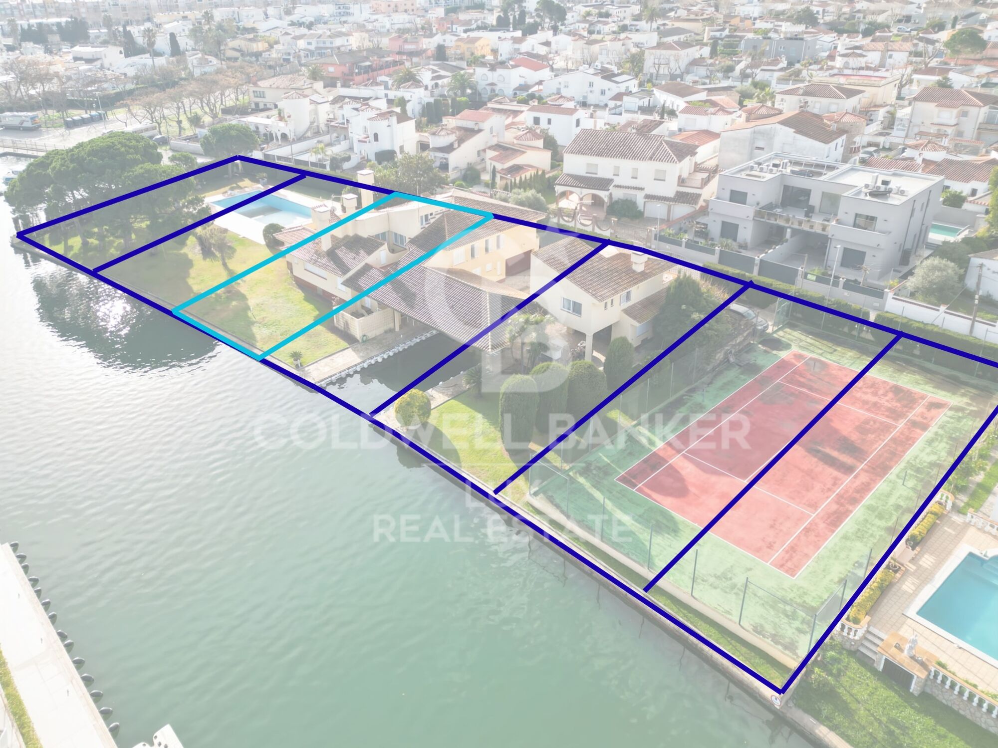 Grundstück in Empuriabrava mit Liegeplatz