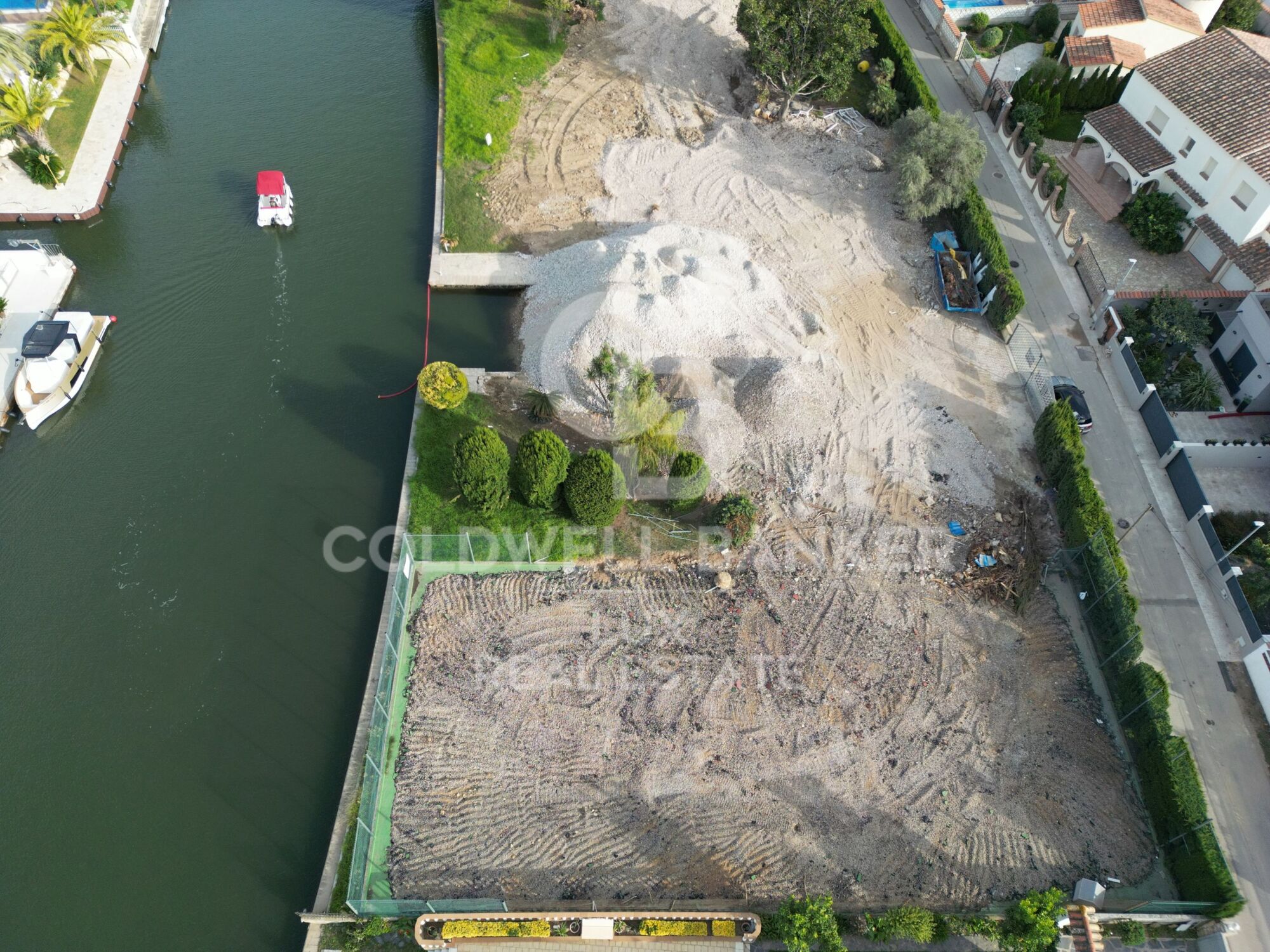 Grundstück in Empuriabrava mit Liegeplatz