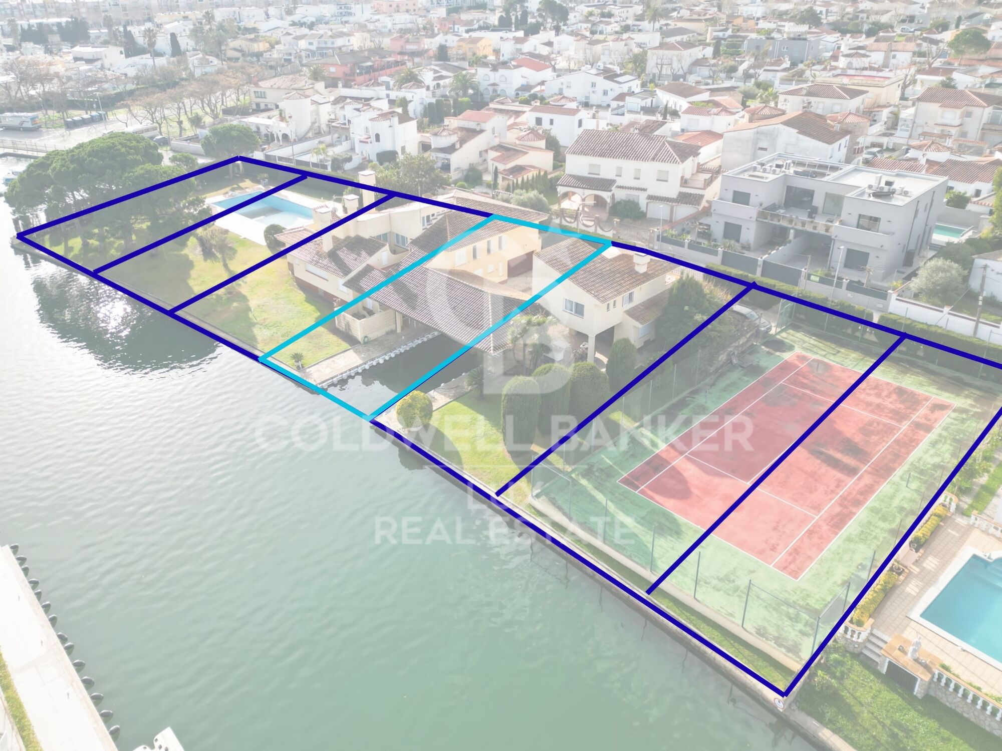 Parcela en Empuriabrava con 13.5m de amarre