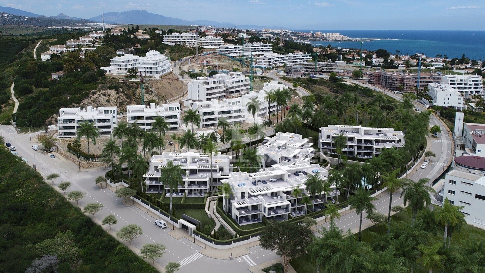 Spectacular luxury residential in Estepona