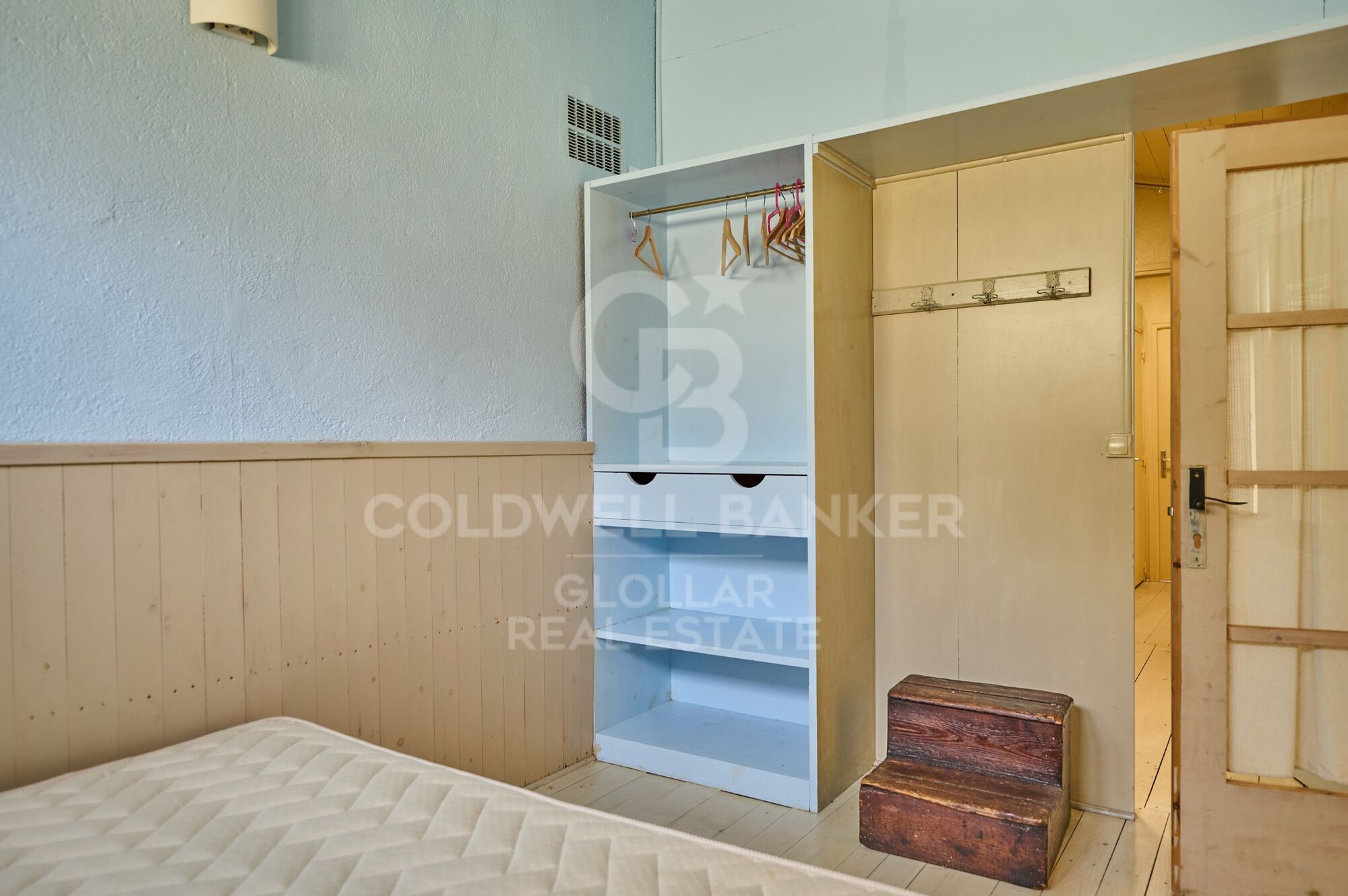 Rustic House 3 Bedrooms Sale Osséja