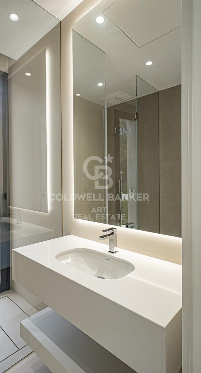Modern villa in Golden Mile, Marbella