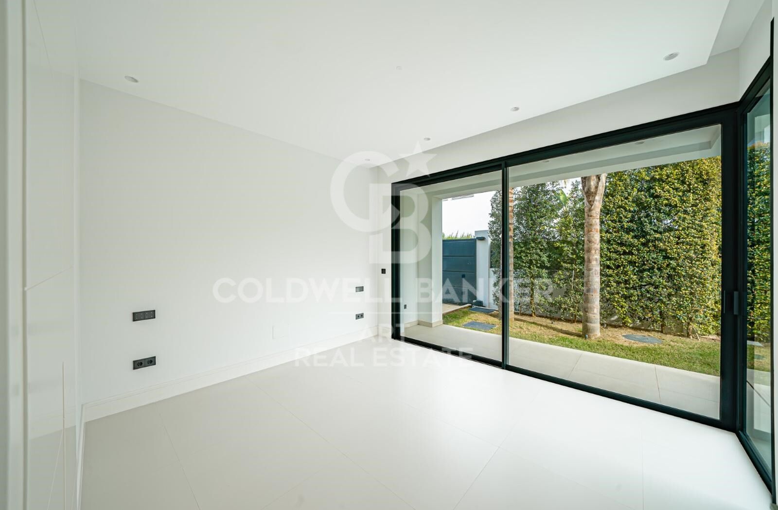 Modern villa in Golden Mile, Marbella