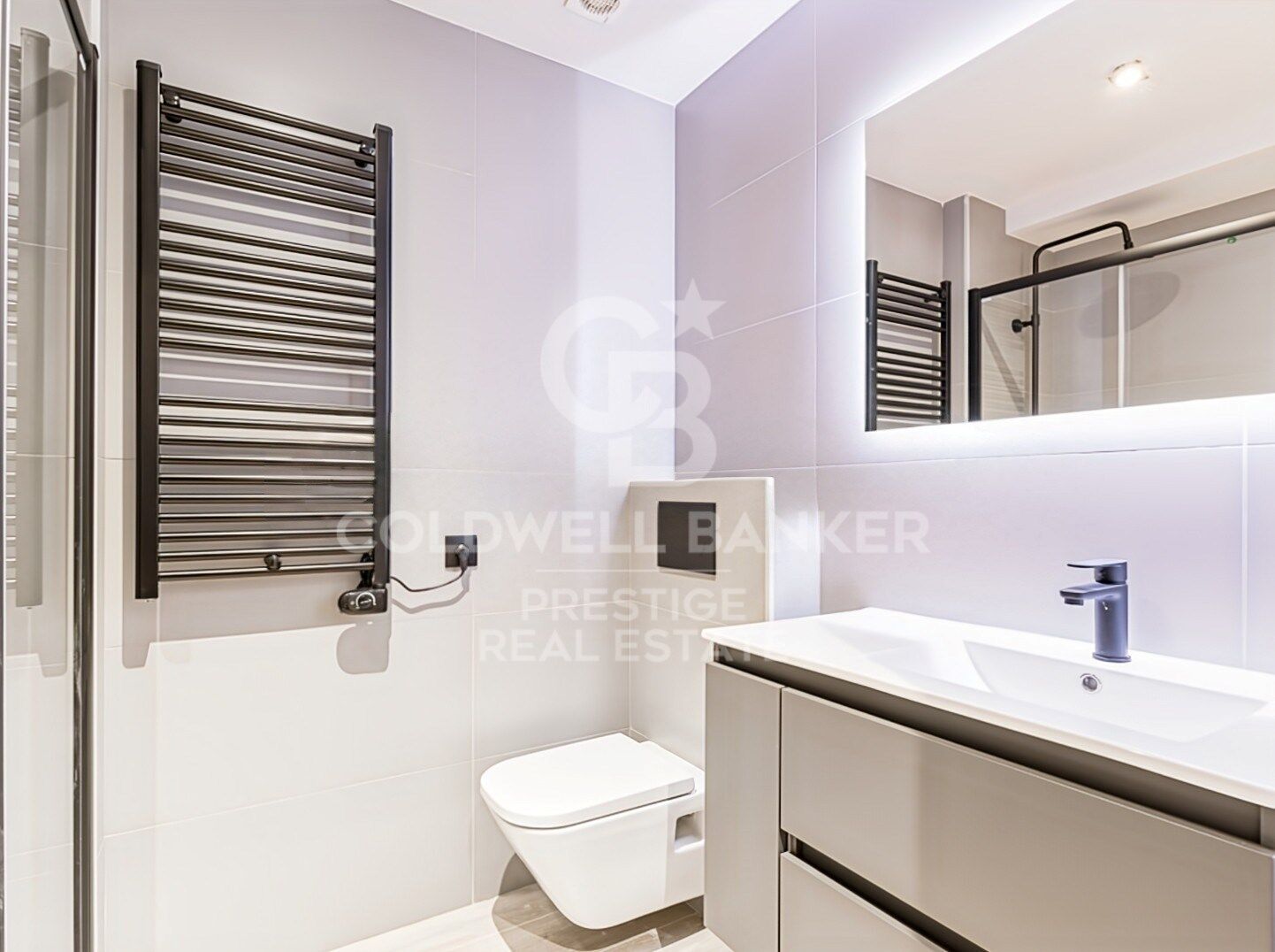 Piso luminoso recién reformado. 'La Dreta de l'Eixample', Barcelona